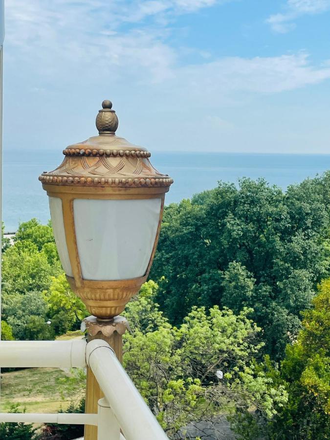 Emirhan Palace Стамбул