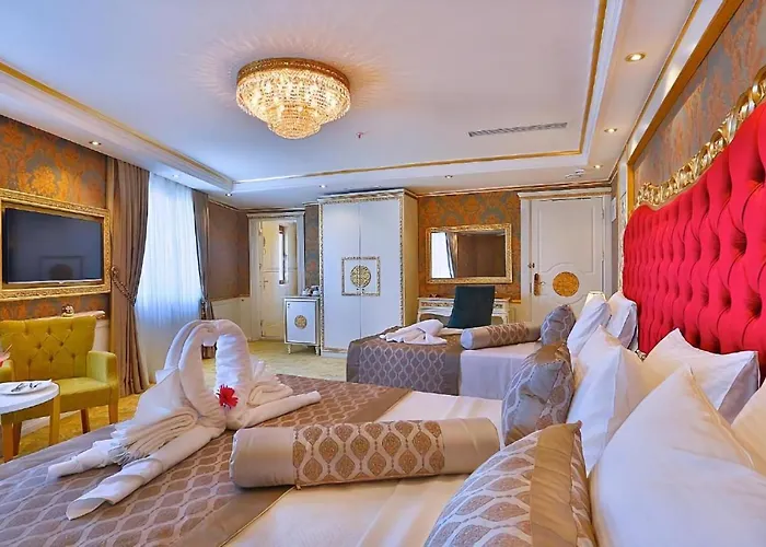 Hotel Emirhan Palace